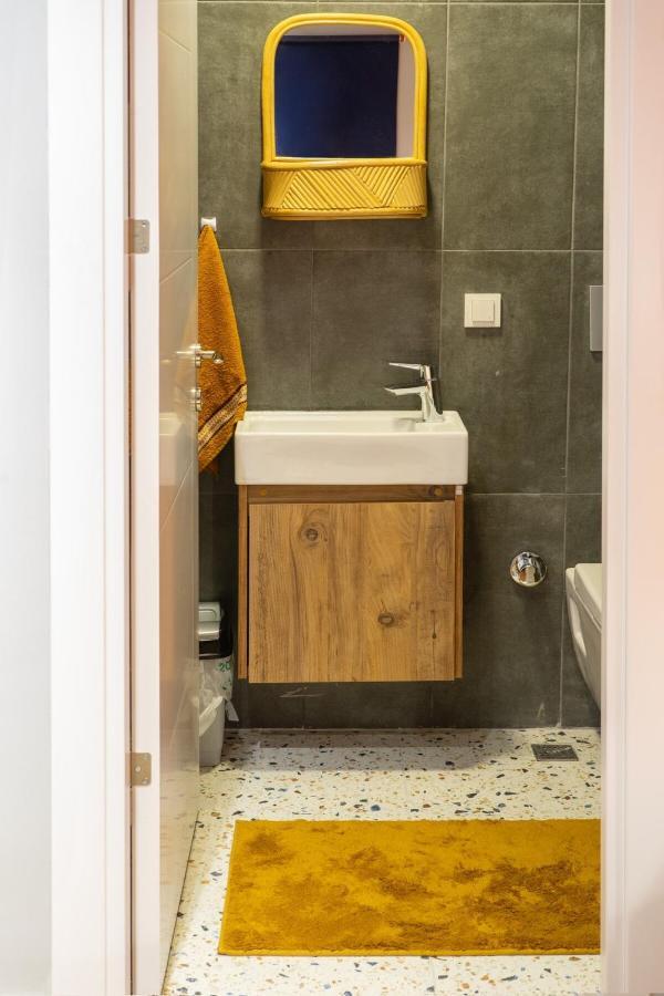 Cosy Flat With A Garden In Central Kadikoy Estambul Exterior foto